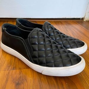 Guess Slip-ons